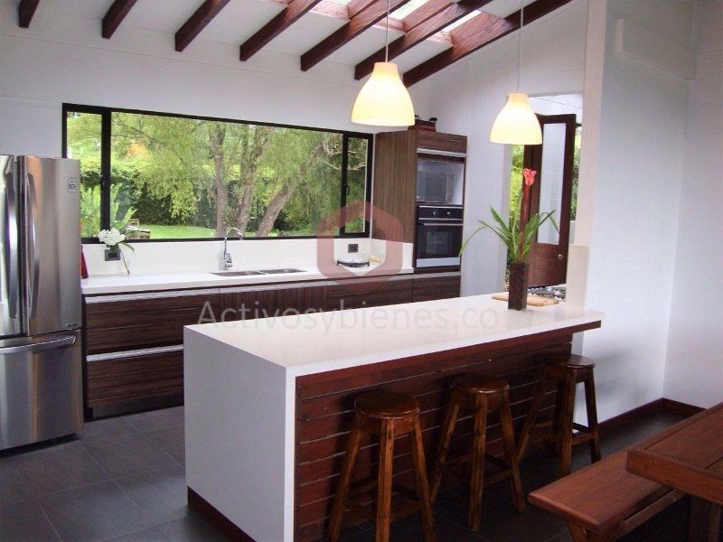 Casa en arriendo Antioquia Rionegro Centro 5000 m2 Habitaciones 3 Baños 7 Garajes 1 Precio $12500000