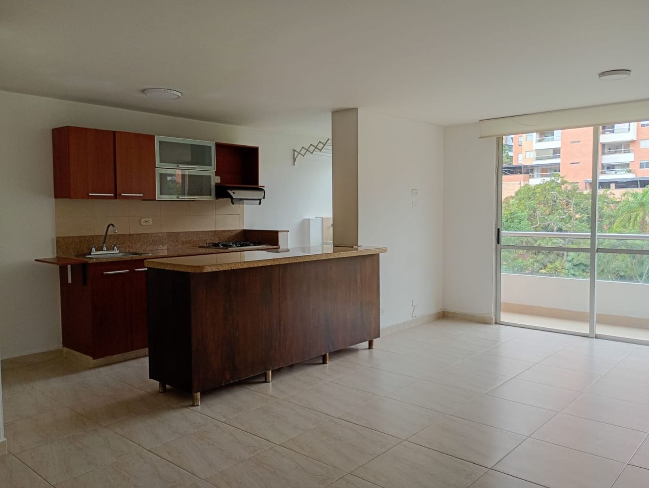 Apartamento en arriendo Antioquia Envigado Alto De Misael 90 m2 Habitaciones 3 Baños 3 Garajes 1 Precio $4150000