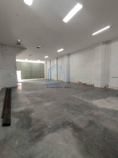 Bodega en arriendo Antioquia Medellín Caicedo 250 m2 Habitaciones 0 Baños 2 Garajes 1 Precio $7200000