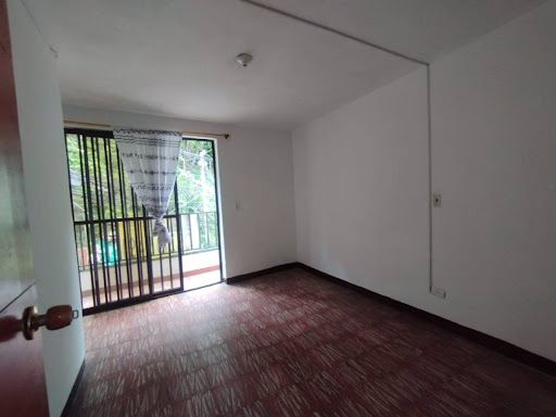 Apartamento en arriendo Antioquia Medellín El Salvador 85 m2 Habitaciones 3 Baños 2 Garajes 0 Precio $1500000