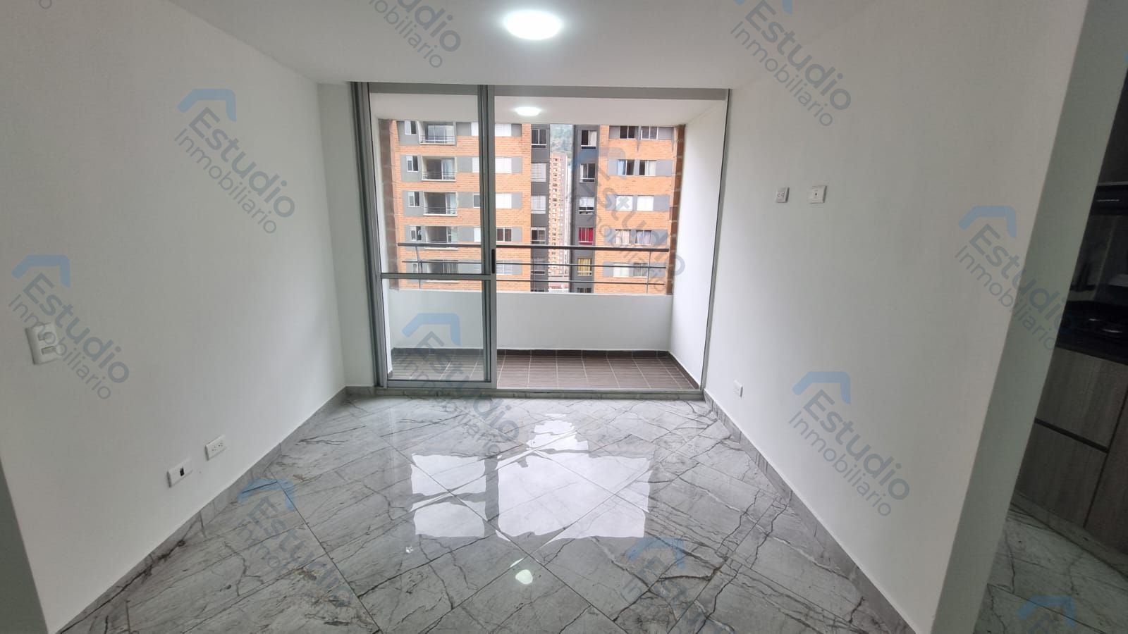 Apartamento en arriendo Antioquia Bello La Cabaña 70 m2 Habitaciones 3 Baños 2 Garajes 1 Precio $1950000