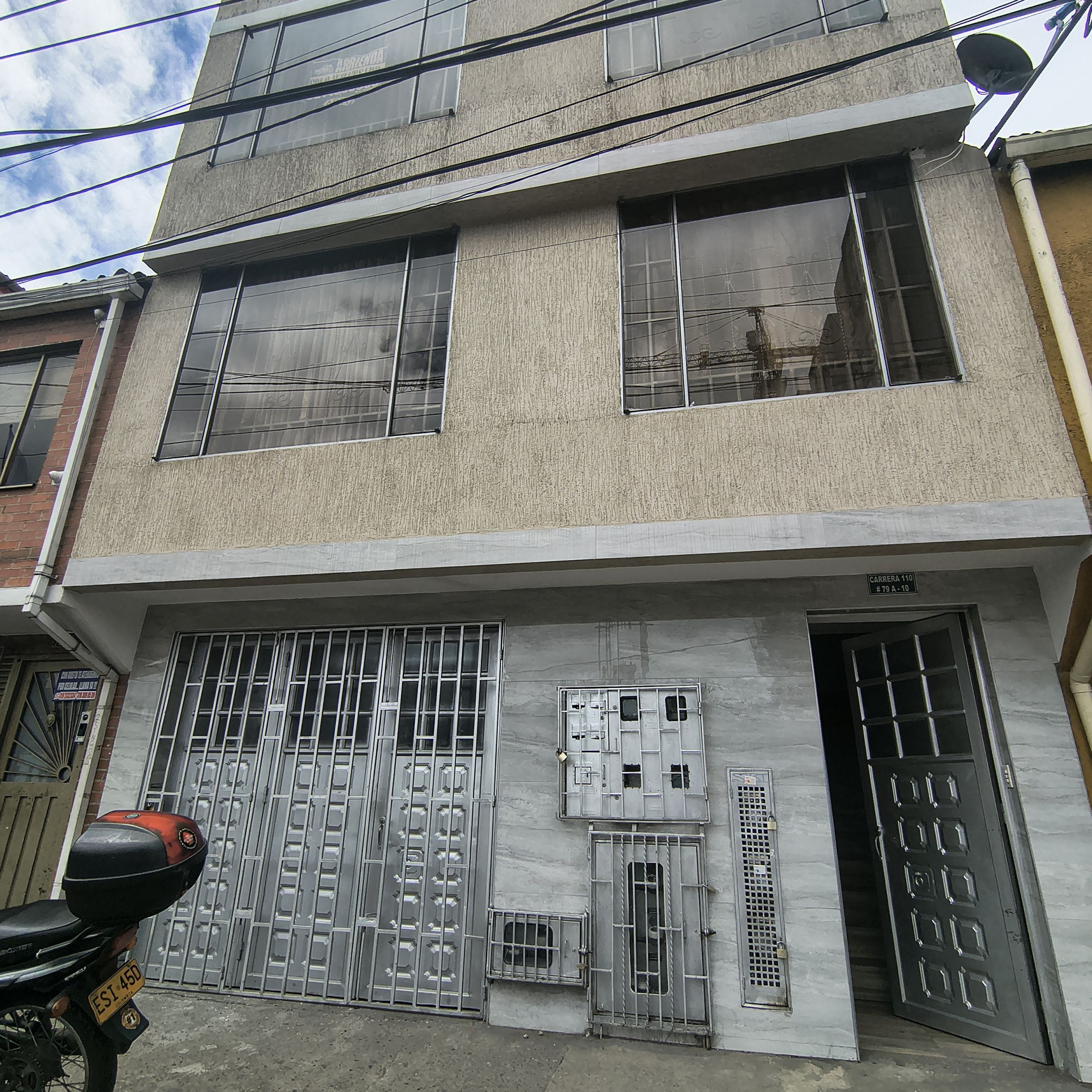 Local Comercial en arriendo Cundinamarca Bogotá Garces Navas 72 m2 Habitaciones 0 Baños 2 Garajes 0 Precio $3520000