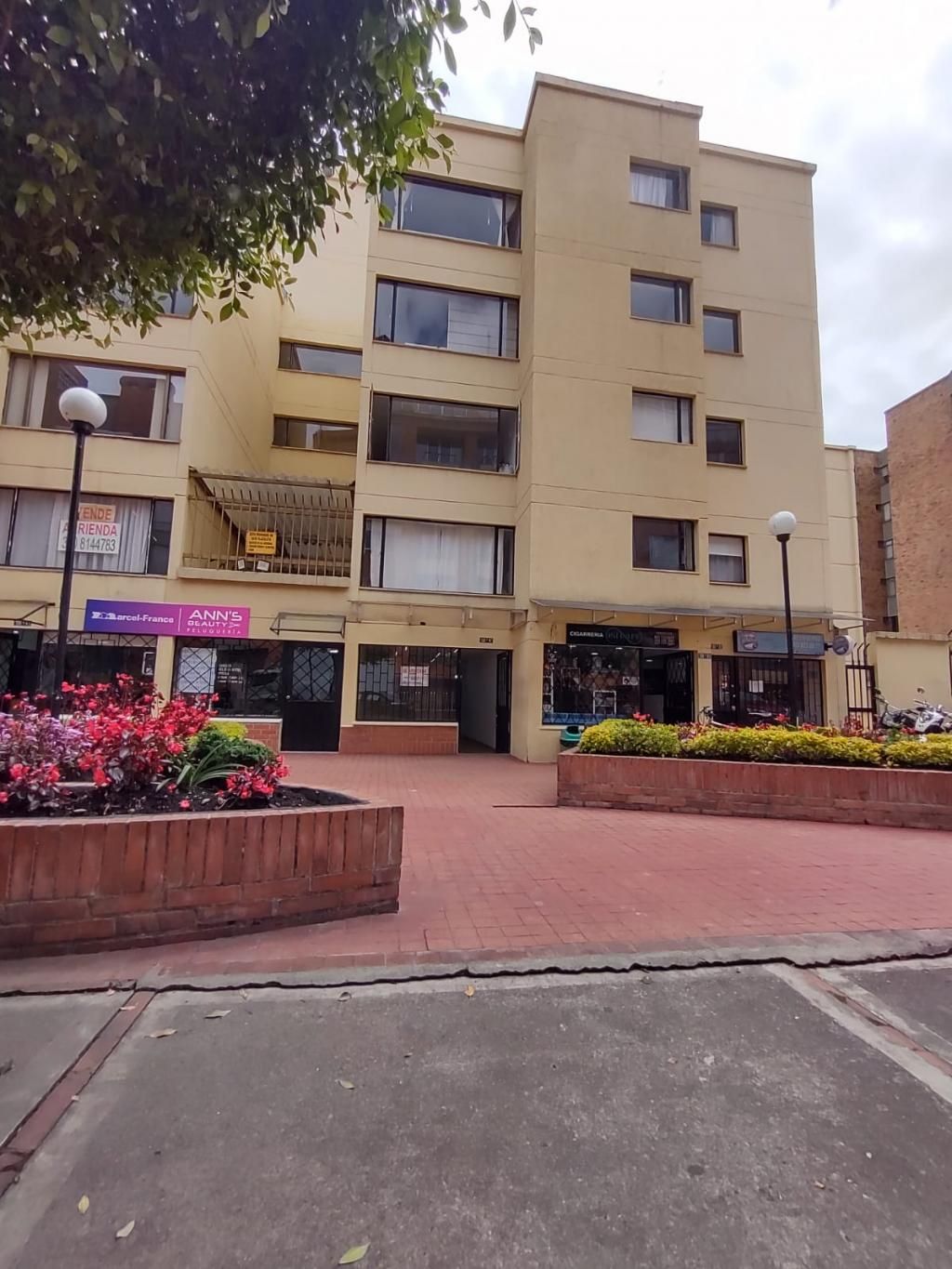 Local en arriendo Cundinamarca Bogotá Contador 26 m2 Habitaciones 0 Baños 1 Garajes 2 Precio $2193700