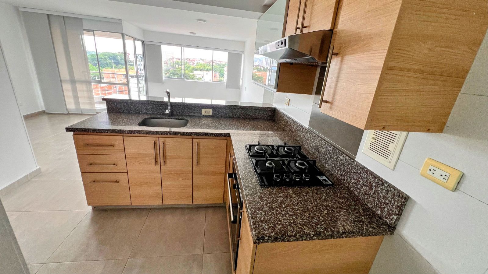 Apartamento en venta Santander Floridablanca Cr Alamos 81 m2 Habitaciones 3 Baños 2 Garajes 1 Precio $430000000