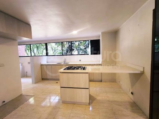 Apartamento en arriendo Antioquia Medellín Los Balsos No1 241 m2 Habitaciones 3 Baños 6 Garajes 2 Precio $9605000