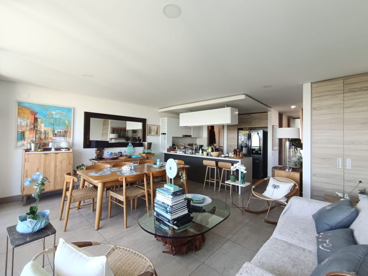 Apartamento en venta Valle Del Cauca Cali Urbanización Ciudad Jardín 154 m2 Habitaciones 3 Baños 5 Garajes 2 Precio $1050000000