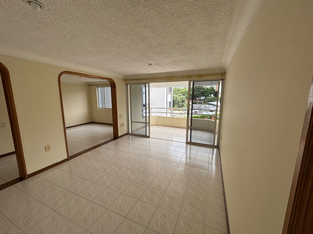 Apartamento en arriendo Santander Floridablanca Cr Torres De Cañaveral Et Ii 132 m2 Habitaciones 3 Baños 2 Garajes 2 Precio $3226000