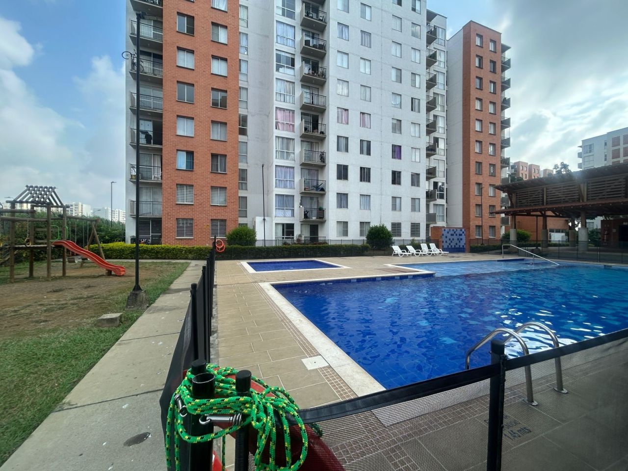 Apartamento en arriendo Valle Del Cauca Cali Conjunto Residencial Magenta 60 m2 Habitaciones 3 Baños 1 Garajes 1 Precio $1300000