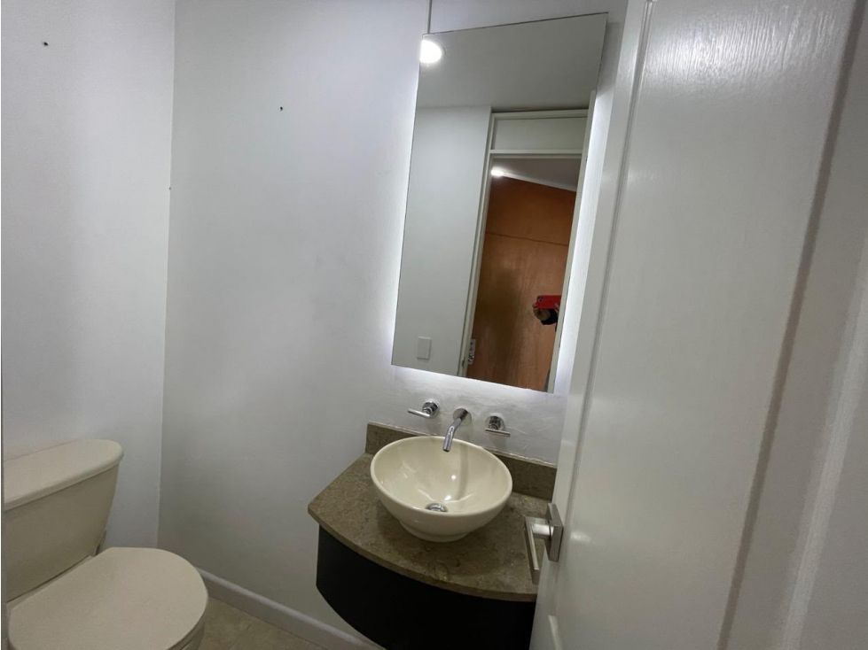 Casa en arriendo Antioquia Medellín Altos Del Poblado 250 m2 Habitaciones 4 Baños 4 Garajes 2 Precio $9500000