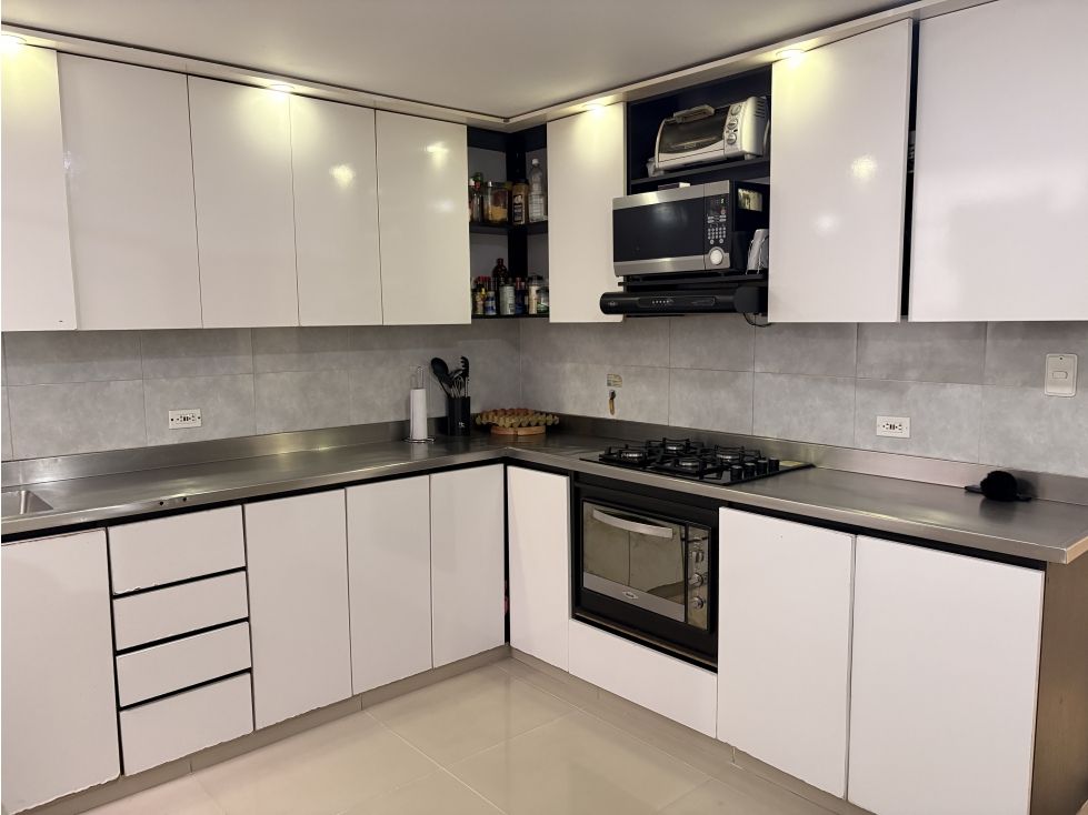 Casa en arriendo Antioquia Medellín La Castellana 180 m2 Habitaciones 5 Baños 4 Garajes 1 Precio $7000000