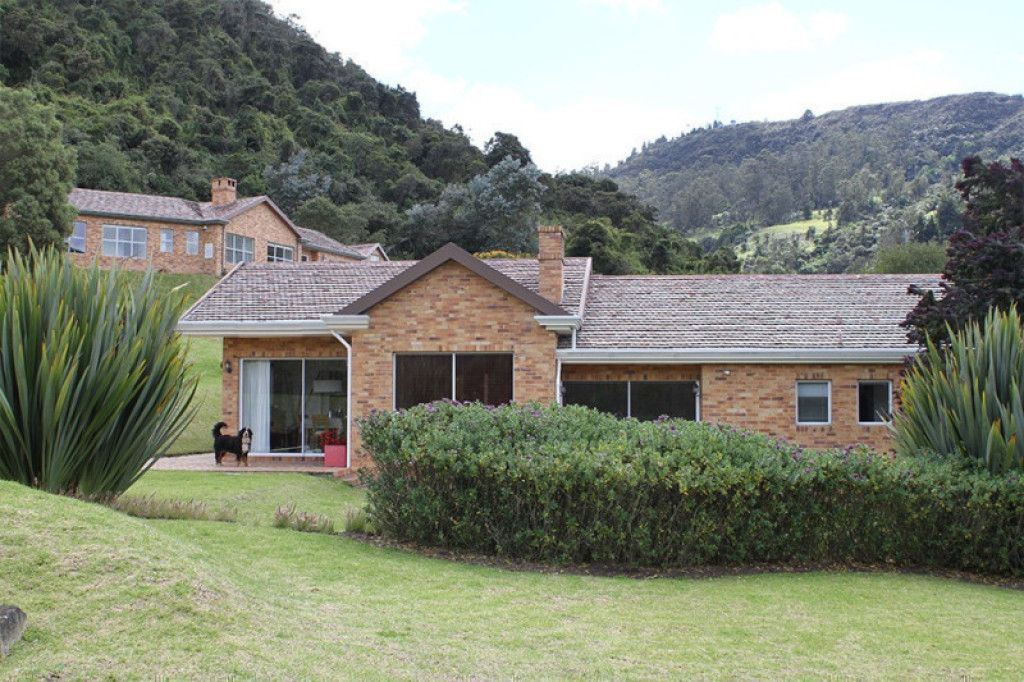 Casa en venta Cundinamarca La Calera La Calera 260 m2 Habitaciones 3 Baños 3 Garajes 4 Precio $1650000000