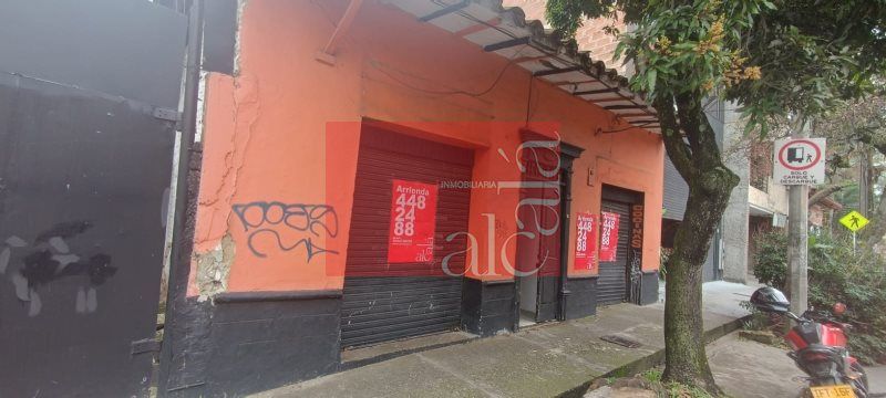 Casa en arriendo Antioquia Envigado La Mesa 300 m2 Habitaciones 3 Baños 2 Garajes 0 Precio $2500000