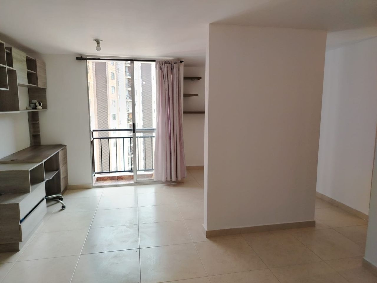 Apartamento en arriendo Antioquia Medellín El Pesebre 60 m2 Habitaciones 2 Baños 2 Garajes 0 Precio $2300000