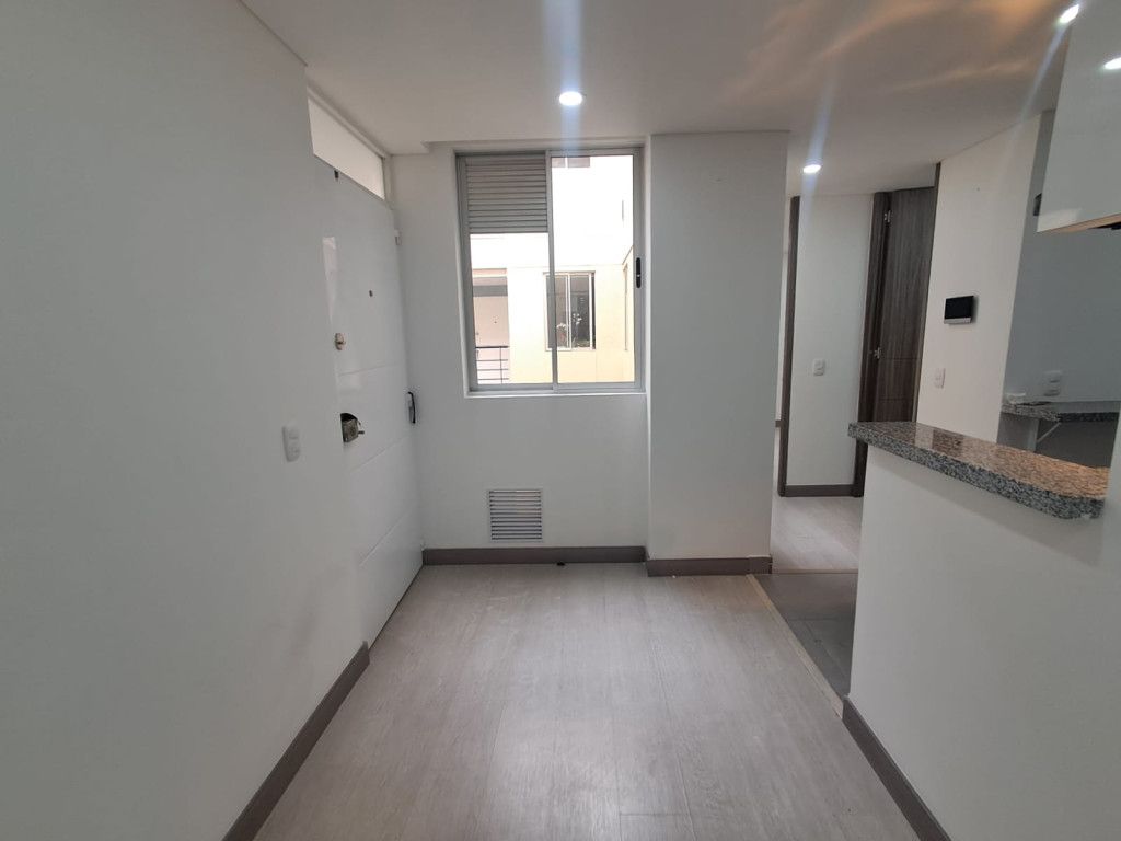 Apartamento en arriendo Cundinamarca Bogotá Ingles 28 m2 Habitaciones 1 Baños 1 Garajes 0 Precio $1200000