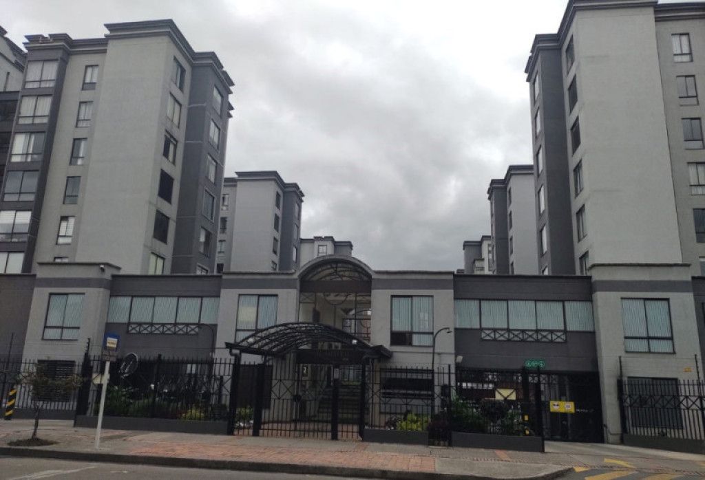 Apartamento en arriendo Cundinamarca Bogotá La Esperanza Norte 80 m2 Habitaciones 3 Baños 2 Garajes 1 Precio $3800000