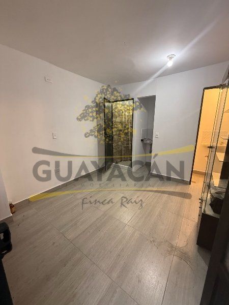 Local en arriendo Antioquia Medellín La Francia 18 m2 Habitaciones 0 Baños 0 Garajes 0 Precio $750000