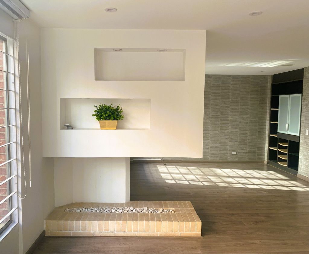 Apartamento en venta Cundinamarca Bogotá Bella Suiza 130 m2 Habitaciones 2 Baños 3 Garajes 2 Precio $895000000