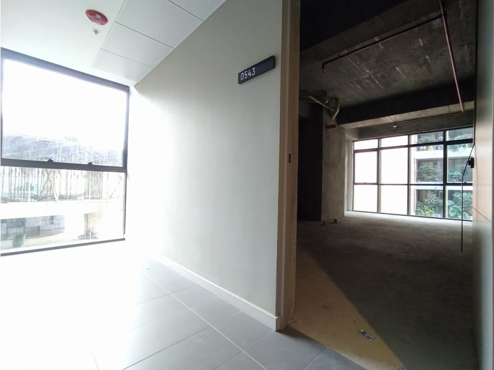 Oficina en arriendo o venta Antioquia Medellín Altos Del Poblado 34 m2 Habitaciones 0 Baños 0 Garajes 1 Precio venta $550000000 Precio arriendo $4500000