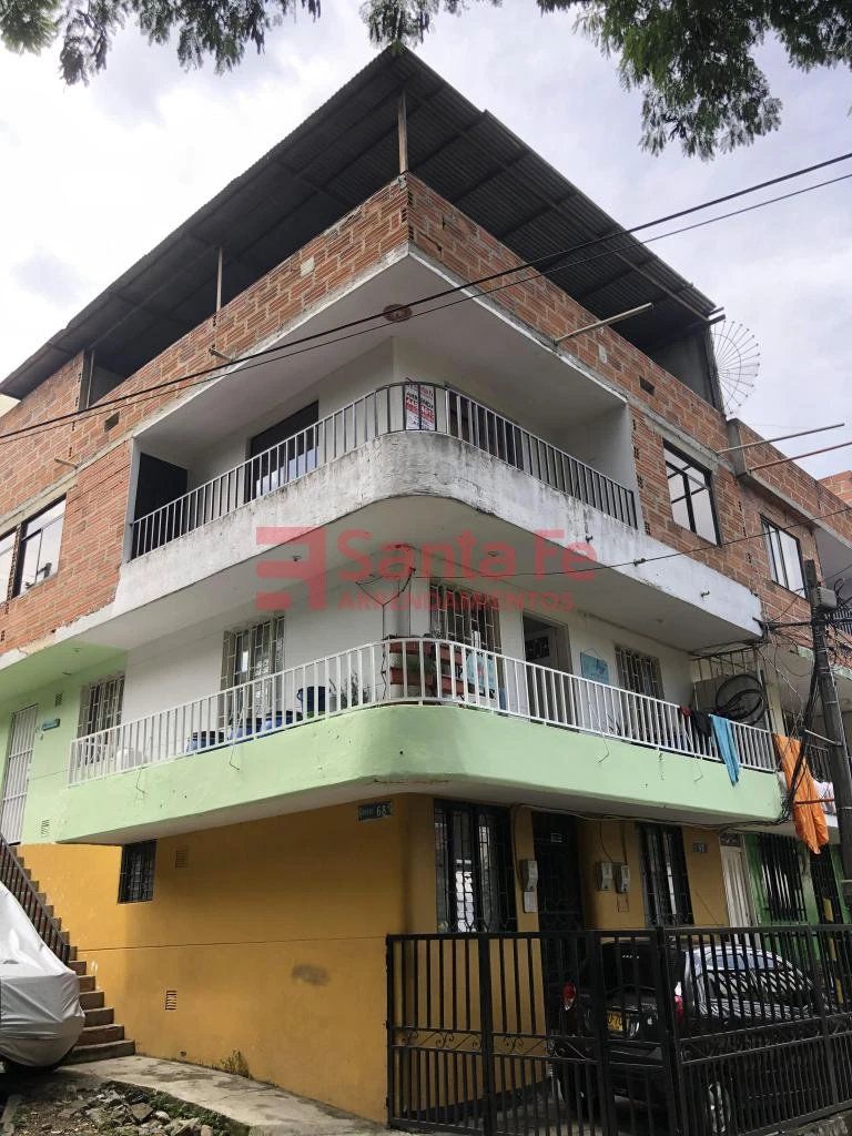 Apartamento en arriendo Antioquia Medellín Francisco Antonio Zea 150 m2 Habitaciones 3 Baños 1 Garajes 0 Precio $1600000