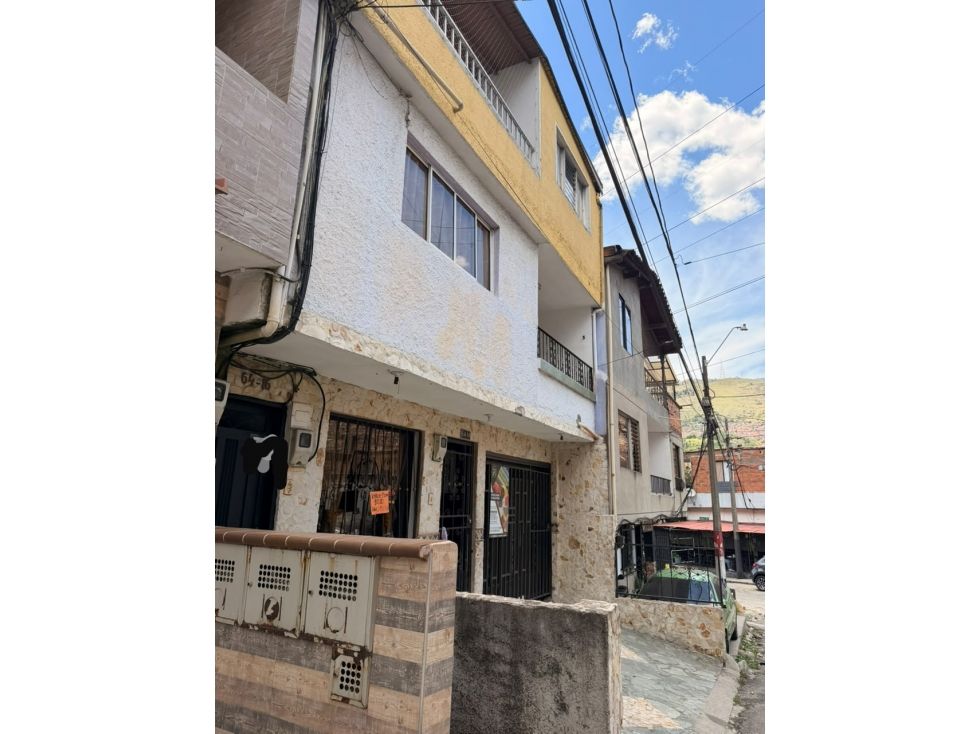 Apartamento en venta Antioquia Medellín Toscana 48 m2 Habitaciones 2 Baños 1 Garajes 0 Precio $210000000