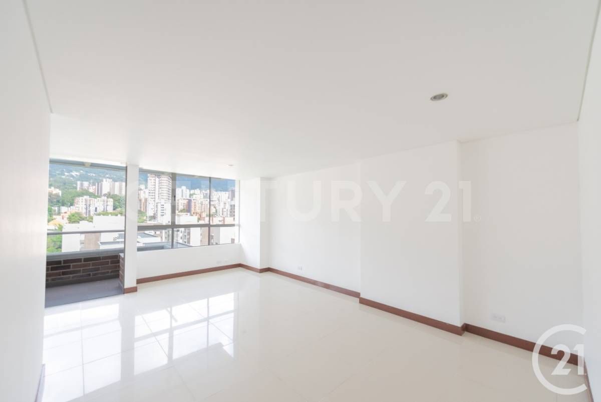 Apartamento en arriendo Antioquia Envigado Bosques De Zúñiga 113 m2 Habitaciones 3 Baños 2 Garajes 1 Precio $4500000