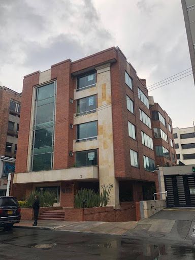 Oficina en arriendo Cundinamarca Bogotá Chicó Norte 40 m2 Habitaciones 0 Baños 1 Garajes 1 Precio $2846000
