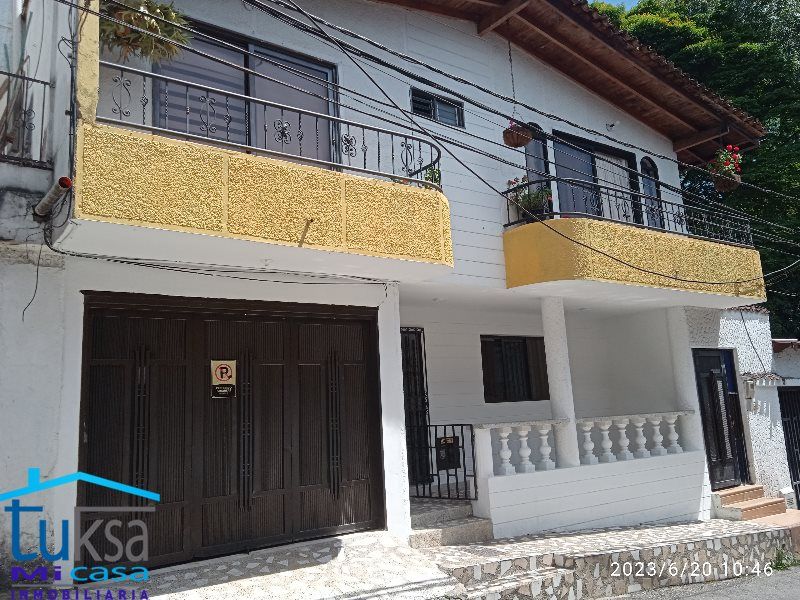 Casa en arriendo Antioquia La Estrella Bellavista 120 m2 Habitaciones 3 Baños 3 Garajes 0 Precio $2300000