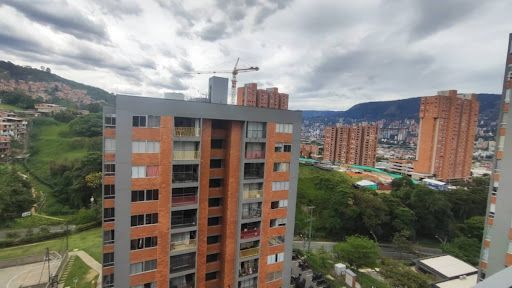 Apartamento en arriendo Antioquia Itagüí Zona Rural 57 m2 Habitaciones 2 Baños 2 Garajes 1 Precio $2300000