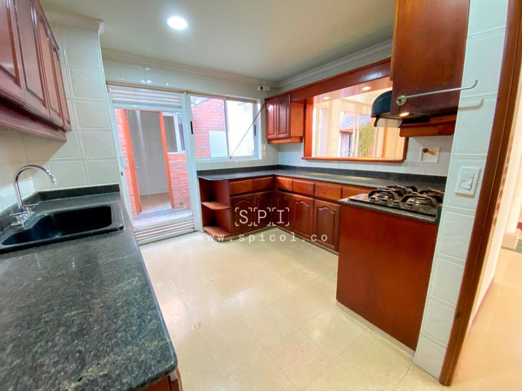 Casa en arriendo Antioquia Envigado San Rafael 240 m2 Habitaciones 4 Baños 5 Garajes 2 Precio $6000000