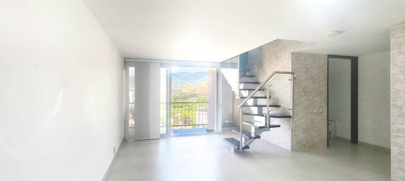 Apartamento en arriendo Antioquia Medellín La Pilarica 170 m2 Habitaciones 3 Baños 3 Garajes 1 Precio $5800000