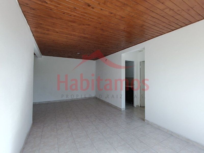 Apartamento en arriendo Antioquia Medellín Urbanizacion Sorrento 60 m2 Habitaciones 2 Baños 2 Garajes 1 Precio $2500000