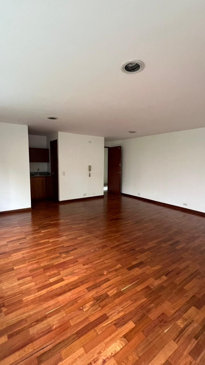 Oficina en arriendo Antioquia Medellín Las Lomas No 1 54 m2 Habitaciones 0 Baños 2 Garajes 1 Precio $4400000