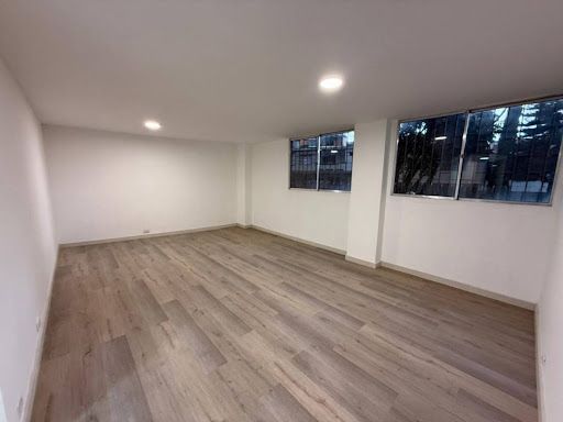 Apartamento en arriendo Antioquia Medellín Santa Teresita 90 m2 Habitaciones 3 Baños 2 Garajes 1 Precio $3300000