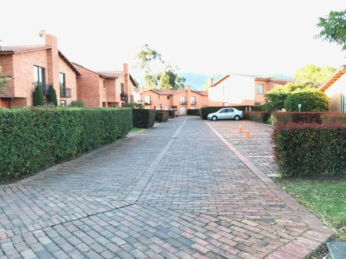 Casa en venta Cundinamarca Cajicá El Misterio 114 m2 Habitaciones 3 Baños 3 Garajes 2 Precio $630000000