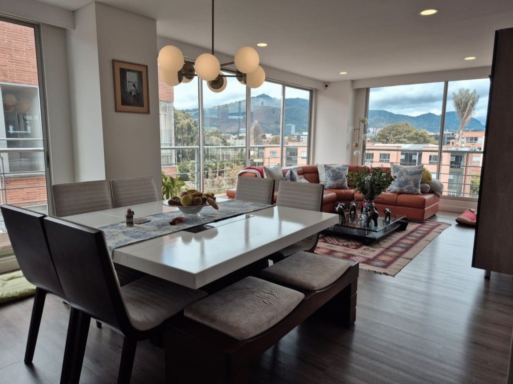 Apartamento en venta Cundinamarca Bogotá Cr El Bosque 140 m2 Habitaciones 3 Baños 5 Garajes 4 Precio $1290000000