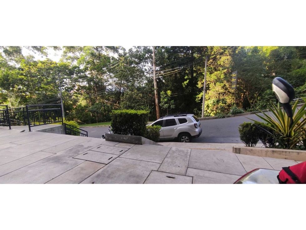 Local en arriendo Antioquia Envigado Trianon 29 m2 Habitaciones 0 Baños 1 Garajes 0 Precio $2500000