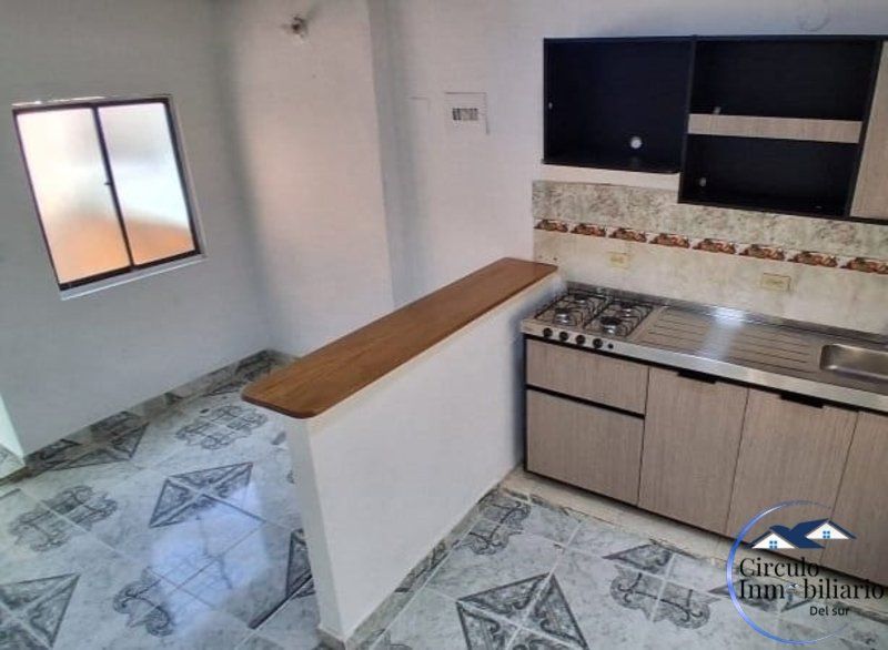 Apartamento en arriendo Antioquia Envigado Zona Centro 85 m2 Habitaciones 3 Baños 1 Garajes 0 Precio $1900000