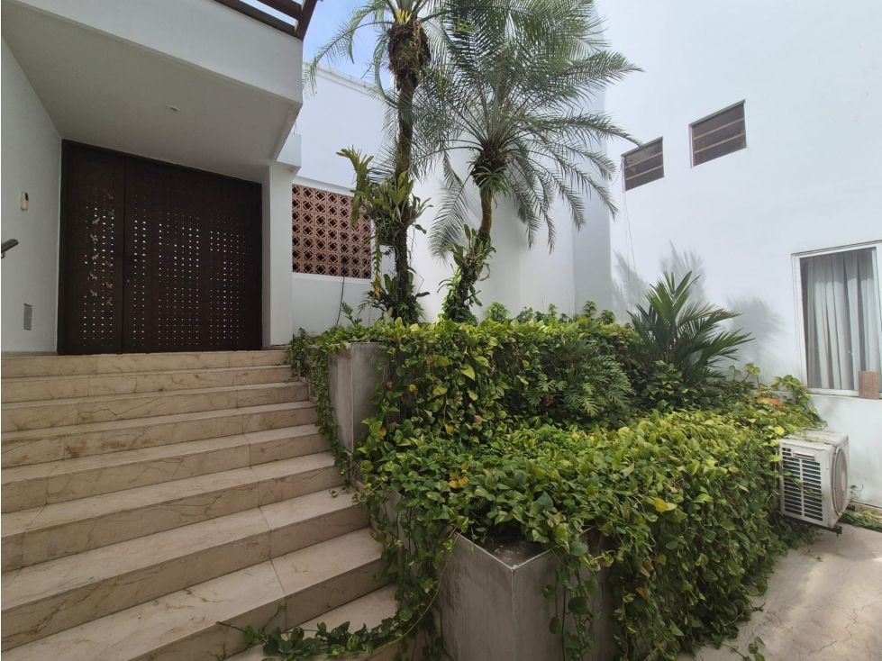 Casa en venta Valle Del Cauca Cali Ub Ciudad Jardín 600 m2 Habitaciones 5 Baños 6 Garajes 2 Precio $3100000000