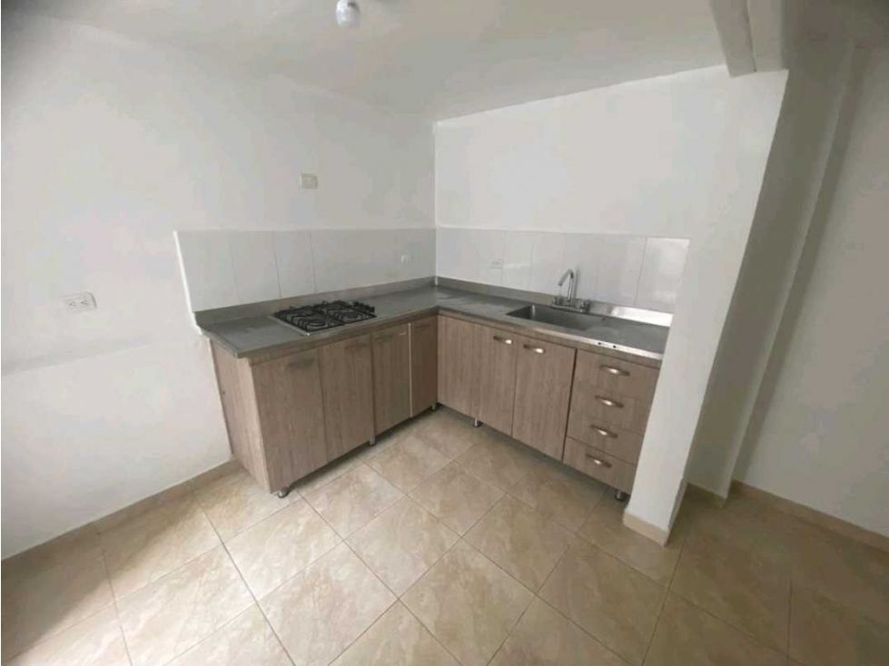 Casa en arriendo Antioquia Envigado El Salado 85 m2 Habitaciones 2 Baños 1 Garajes 1 Precio $2500000