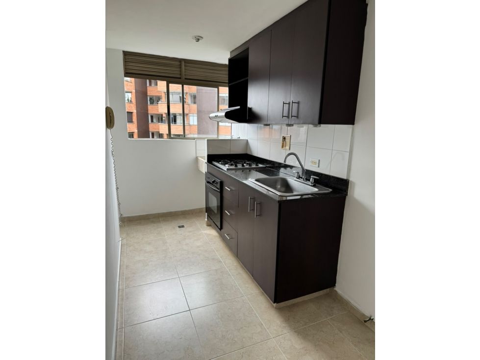 Apartamento en arriendo Antioquia Medellín Los Naranjos 75 m2 Habitaciones 2 Baños 2 Garajes 1 Precio $3800000