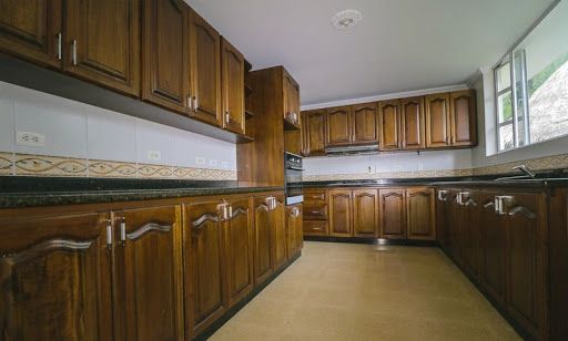 Casa en arriendo Antioquia Envigado Alto De Misael 345 m2 Habitaciones 6 Baños 4 Garajes 1 Precio $12000000