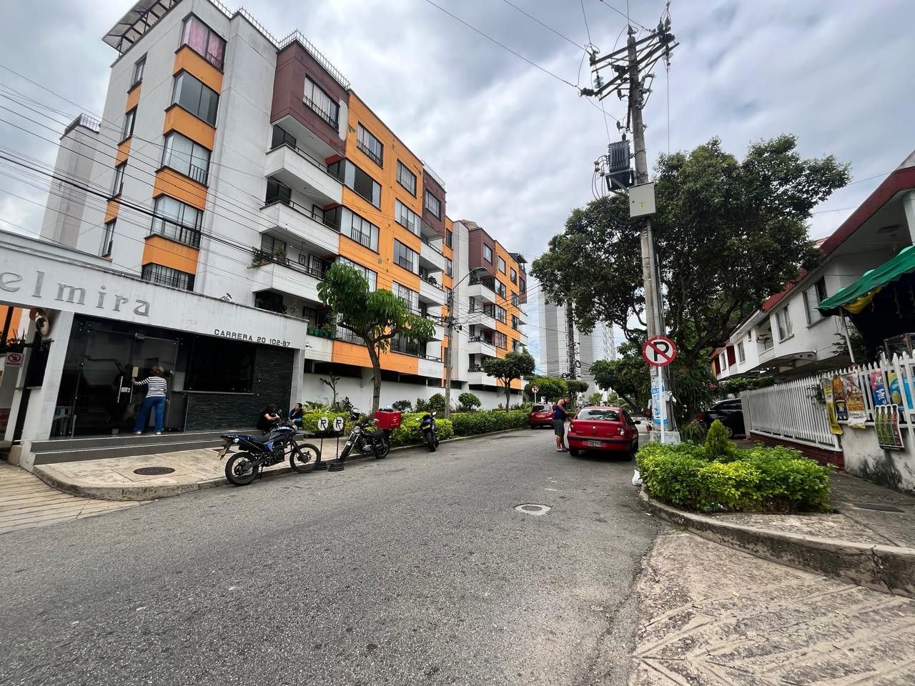 Apartamento en venta Santander Bucaramanga Provenza 127 m2 Habitaciones 3 Baños 2 Garajes 1 Precio $353000000