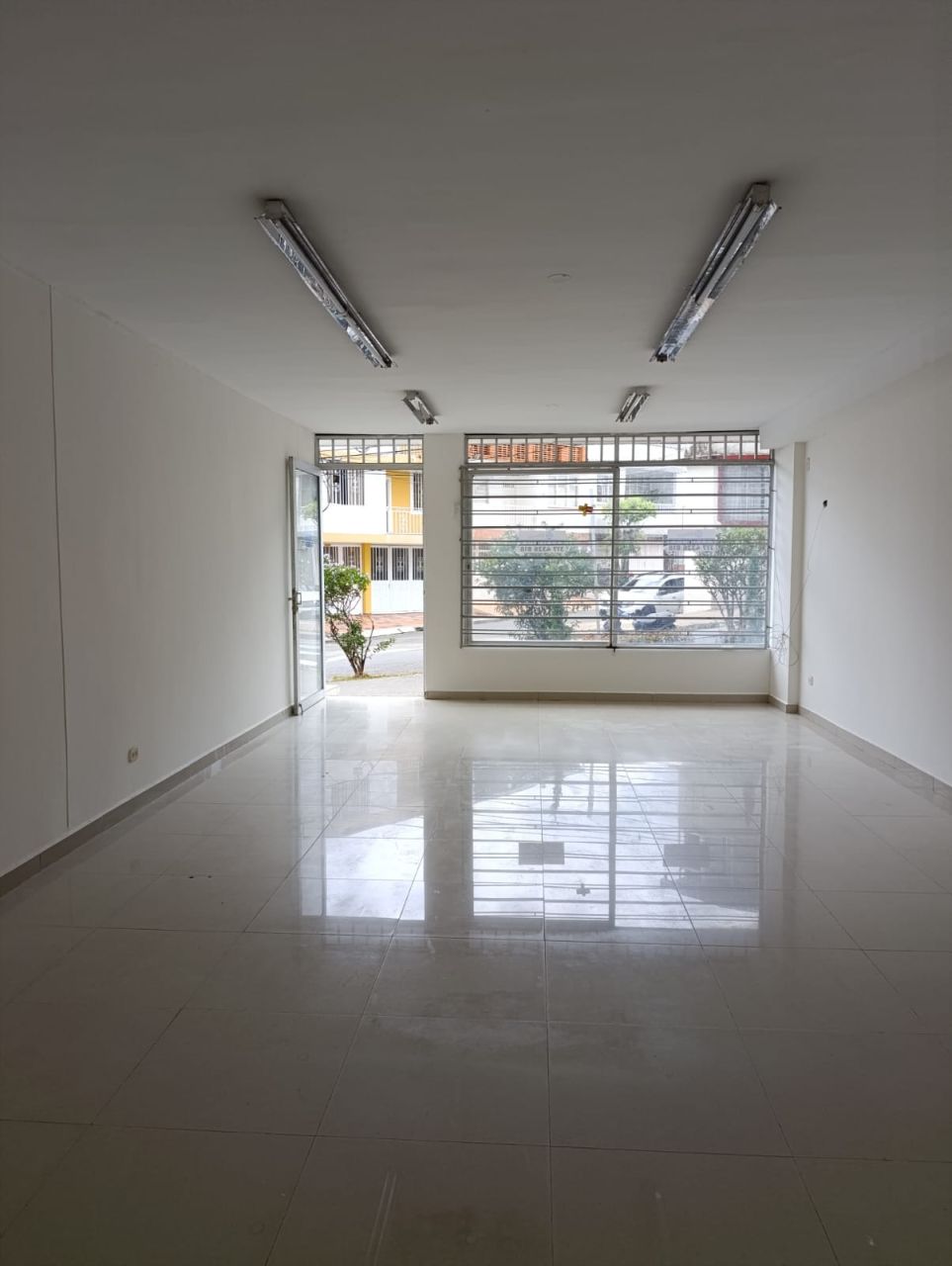 Local Comercial en arriendo Santander Bucaramanga Alvarez Las Americas 56 m2 Habitaciones 0 Baños 1 Garajes 0 Precio $2590000