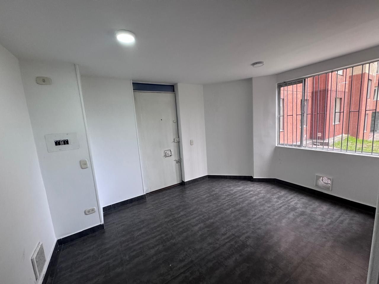 Apartamento en venta Cundinamarca Bogotá El Ensueño 46 m2 Habitaciones 2 Baños 2 Garajes 0 Precio $195000000