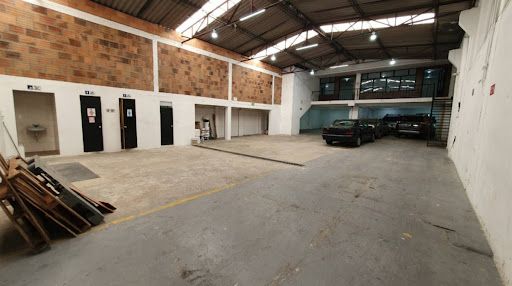 Bodega en arriendo Cundinamarca Bogotá San Fernando 385 m2 Habitaciones 0 Baños 2 Garajes 0 Precio $11500000