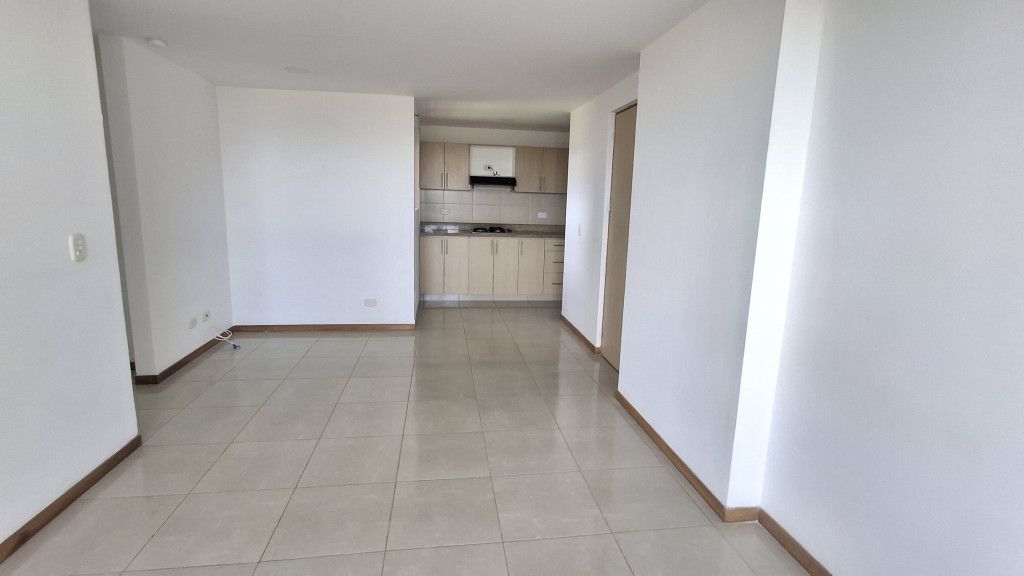 Apartamento en arriendo Antioquia Rionegro Urbanizacion Serranias 76 m2 Habitaciones 3 Baños 2 Garajes 0 Precio $2400000