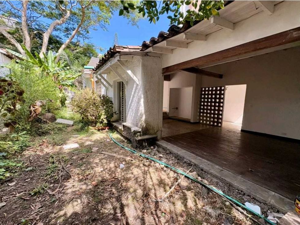 Casa en venta Antioquia Medellín Castropol 457 m2 Habitaciones 5 Baños 5 Garajes 2 Precio $4300000000