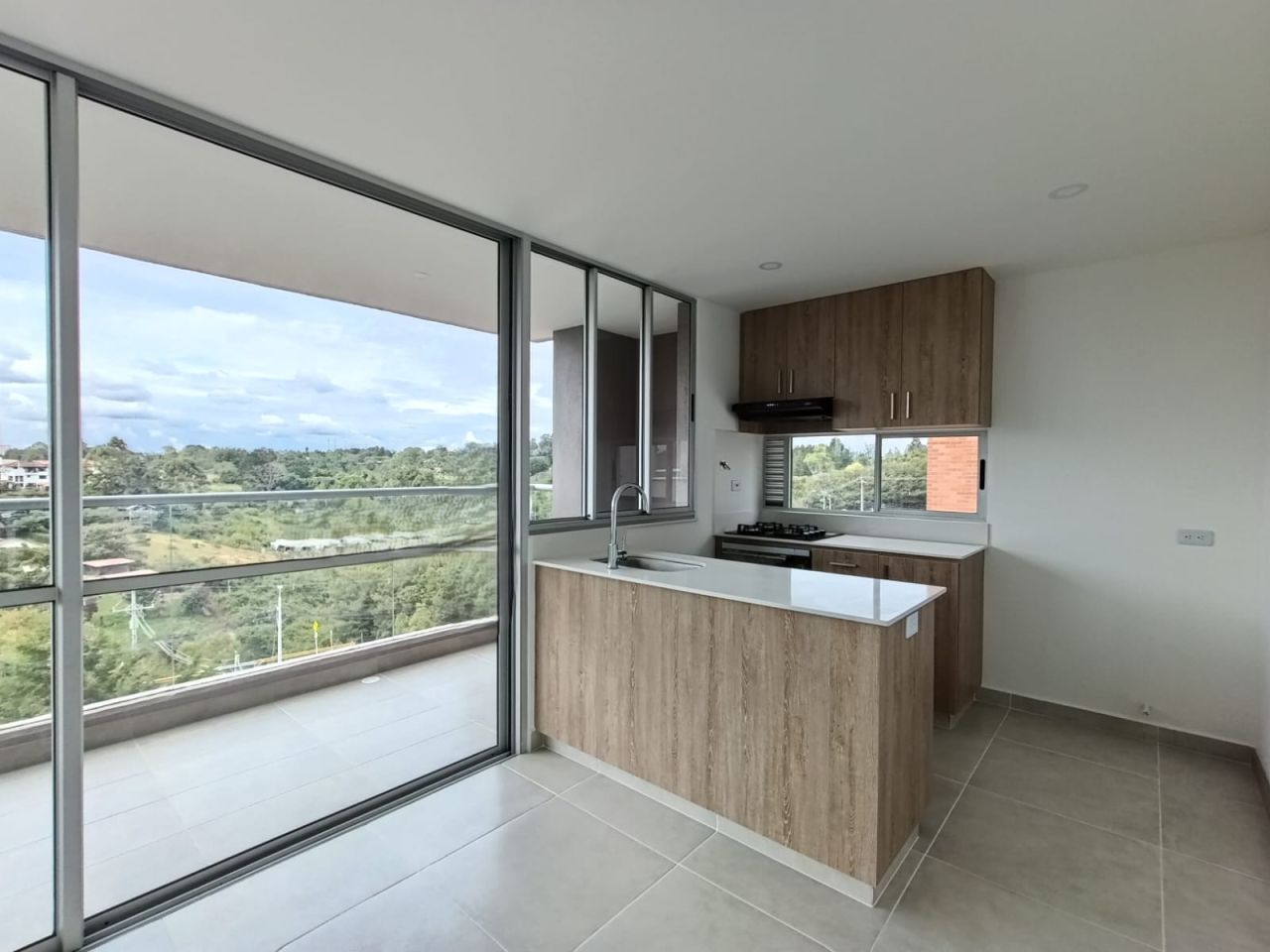 Apartamento en arriendo Antioquia Rionegro Santa Ana 74 m2 Habitaciones 3 Baños 2 Garajes 1 Precio $2800000
