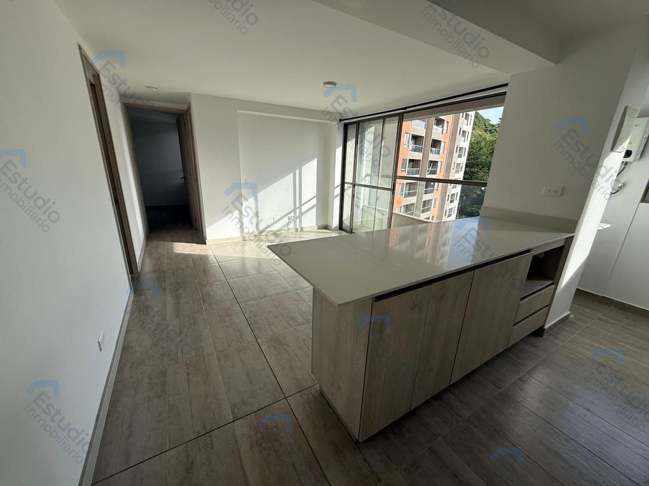 Apartamento en arriendo Antioquia Medellín El Rincon 49 m2 Habitaciones 2 Baños 2 Garajes 1 Precio $2000000