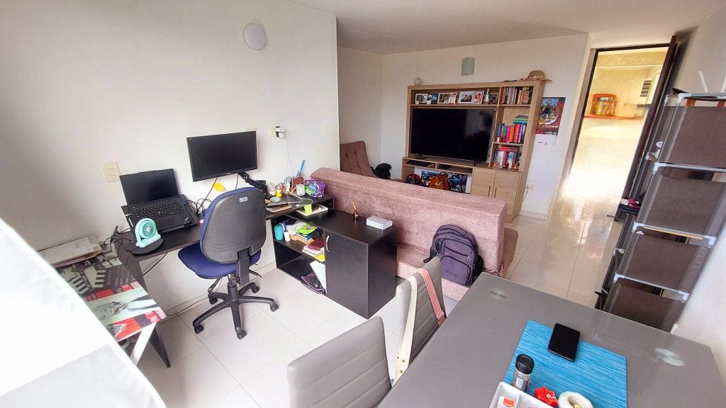 Apartamento en venta Valle Del Cauca Cali Las Granjas 58 m2 Habitaciones 3 Baños 2 Garajes 1 Precio $185000000